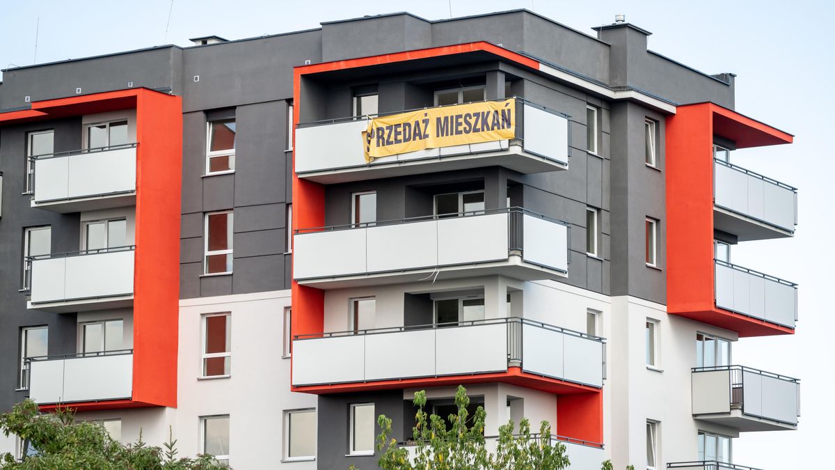 osiedle Nowoczesny Fordon
Tytus �mijewski
Nowoczesny Fordon, inwestycja, mieszkaniowe osiedle budynk�w wielorodzinnych, budynek wielorodzinny, budynki, deweloper, Skorbud, ulica Fordo�ska, mieszkanie, mieszkania, sprzeda� mieszka�, boom mieszkaniowy, ilustracja, ilustracje, deweloperzy mieszkaniowi, podatek mieszkaniowy, danina, budowa, budownictwo mieszkaniowe, blok, bloki mieszkalne, kryzys mieszkaniowy, ceny mieszka�, problemy mieszkaniowe, kredyt mieszkaniowy, wakacje kredytowe, kredyt hipoteczny