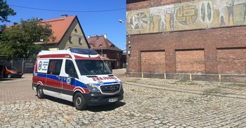 Siechnice: Karetki ominą korki w drodze do pacjenta. Powstanie całodobowa podstacja pogotowia pod Wrocławiem