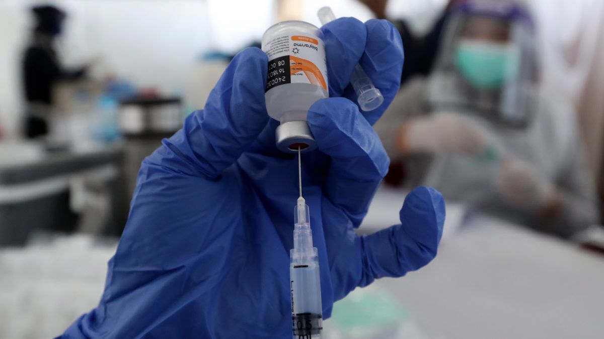 Szczepionka na COVID-19. Kontrowersyjne słowa prezydenta Filipin