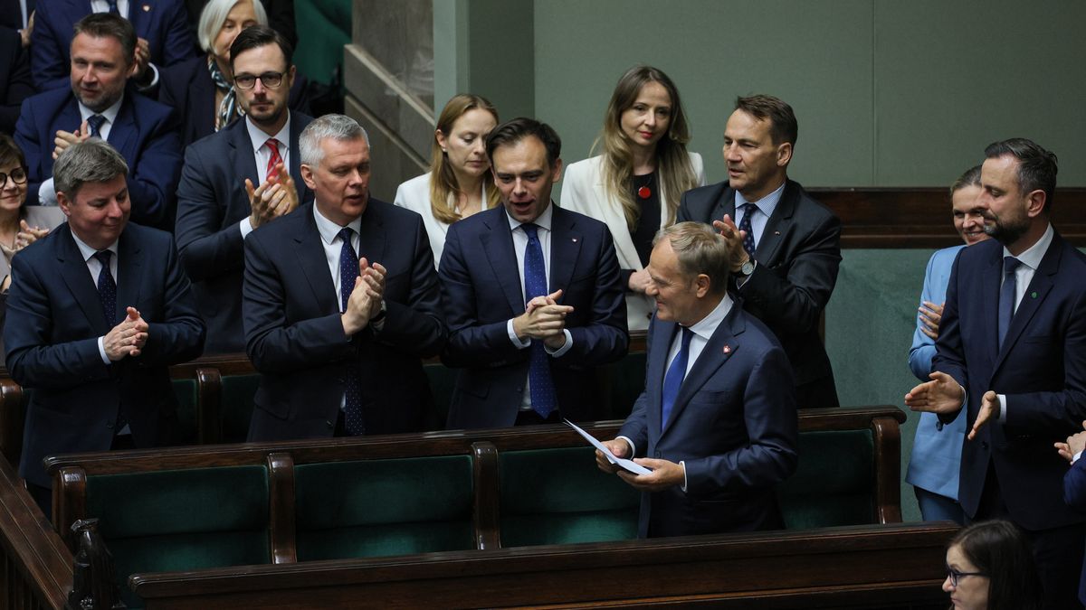 Warszawa, 11.06.2025. Posłowie na sali obrad Sejmu w Warszawie, 11 bm. Sejm udzielił wotum zaufania rządowi Donalda Tuska. (ad) PAP/Rafał Guz