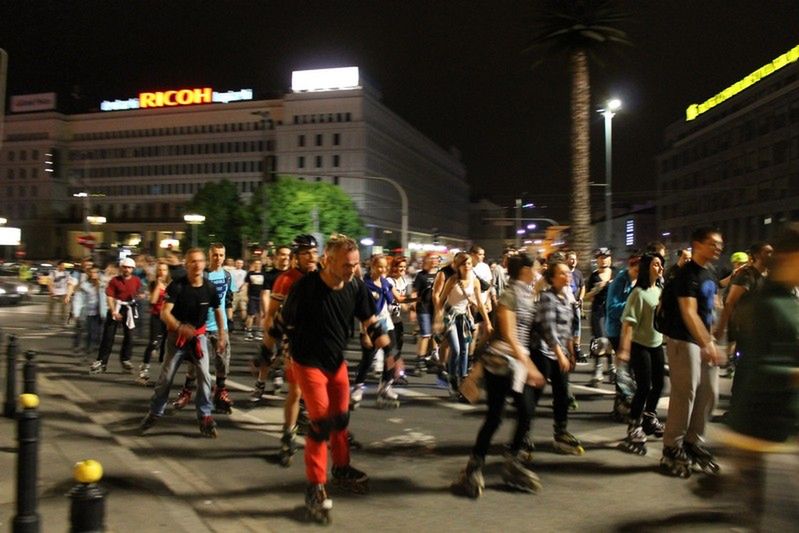 Pierwszy w tym sezonie Nightskating Warszawa