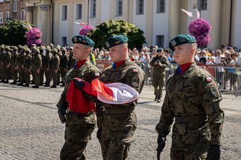 Białystok: Święto Wojska Polskiego. Uroczystości na Rynku Kościuszki