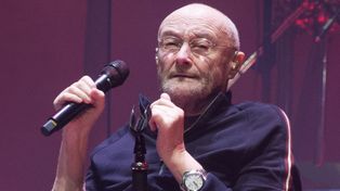 Wymaga stałej opieki. Phil Collins na zdjęciach córki