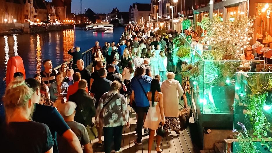 Wyspa Spichrzów 13 sierpnia wieczorem