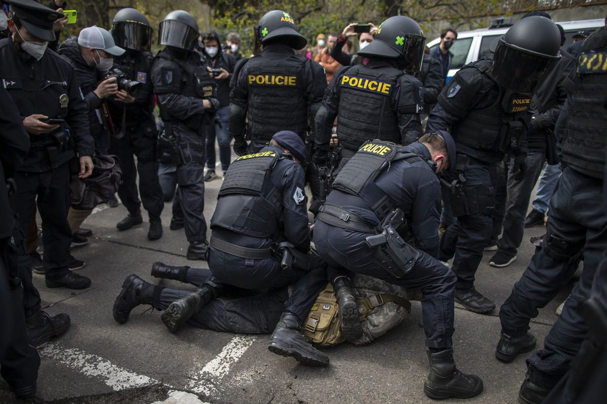 Ponad 10 aresztowanych. Czeska siatka związana z GRU rozbita