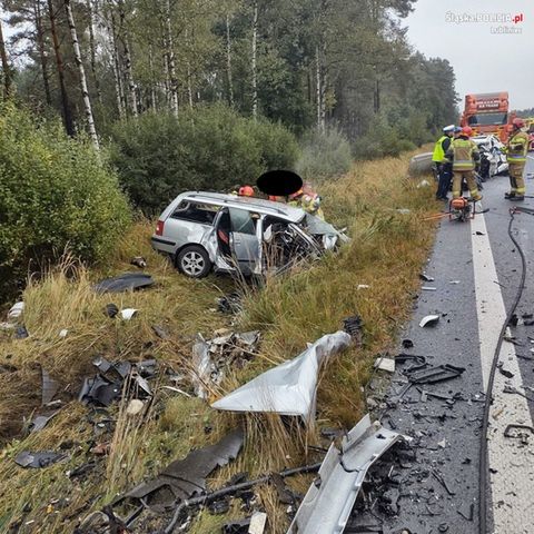 Tragedia na drodze. Nie żyją dwaj kierowcy [Foto]