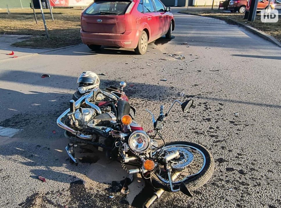 17-letni motocyklista trafił do szpitala. Zdarzenie na ul. Otolińskiej!