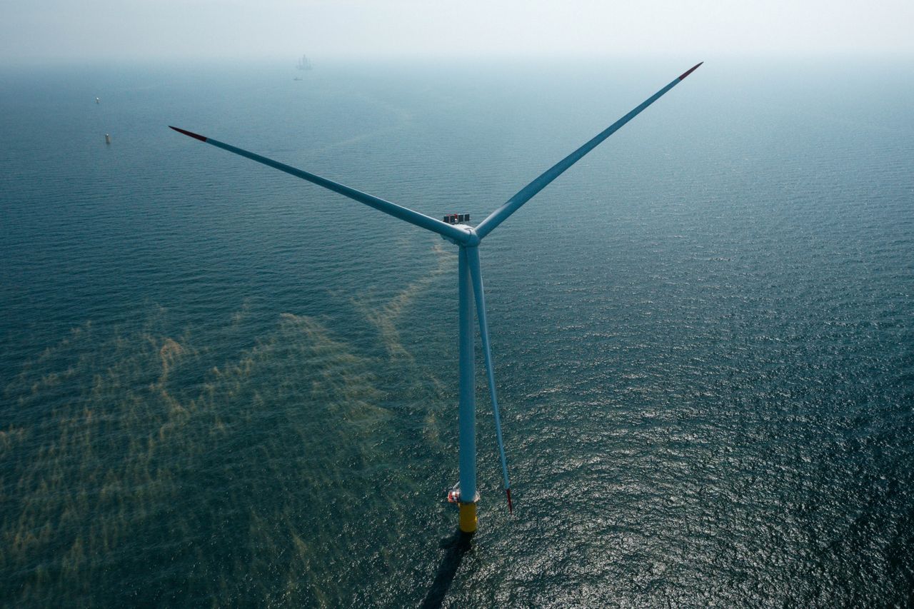ORLEN pozyskał 3,5 mld zł z KPO na rozwój morskich farm wiatrowych – inwestycja w przyszłość polskiej energetyki