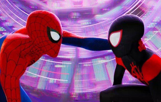 "Spider-man: poprzez multiwersum" z 2023 roku. Reżyseria: Joaquim Dos Santos, Kemp Powers.