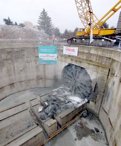 Tunel wydrążony. Faustyna się przebiła