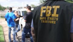 Komunikatory w służbie FBI. Biuro dostaje dane z WhatsAppa i iMessage