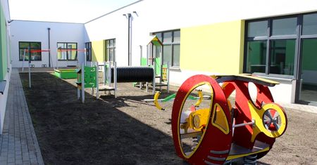 Nowe przedszkole i żłobek w Obrowie na finiszu. Otwarcie już we wrześniu