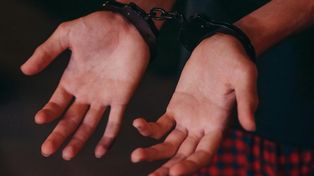 Katowice: Siedział sobie w samochodzie. Nagle zjawili się policjanci i trafili w dziesiątkę