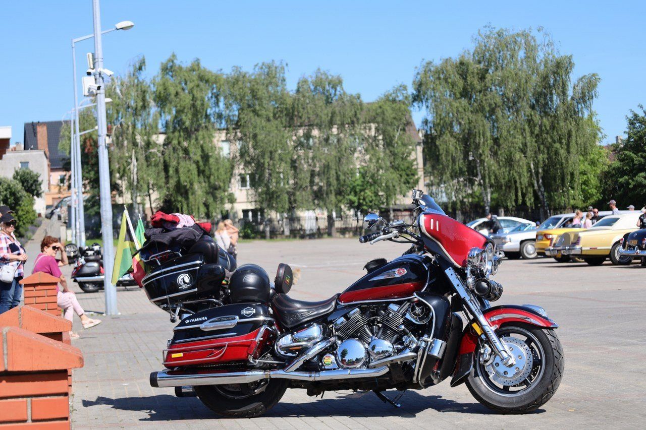Dziesiątki motocyklistów zjechały do Witkowa. Takich aut i motocykli dawno nie widzieliście!