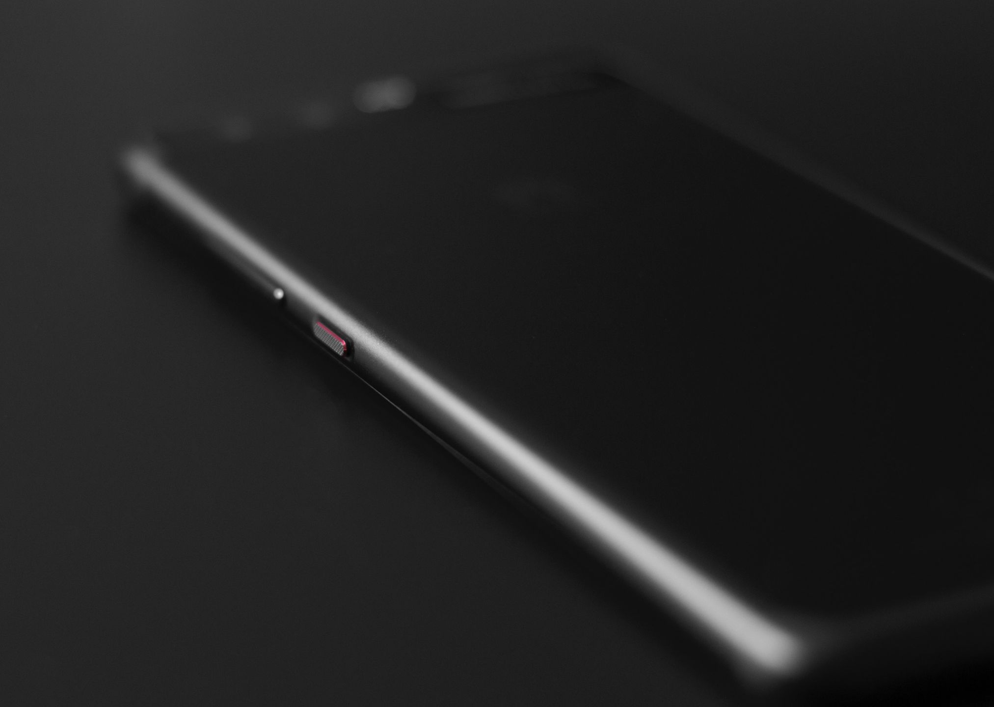 Apple i elektromagnetyczny przycisk. Haptyczna wibracja bez dedykowanego silniczka 4