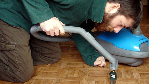 Co wyjdzie ze skrzyżowania pociągu z odkurzaczem? 1