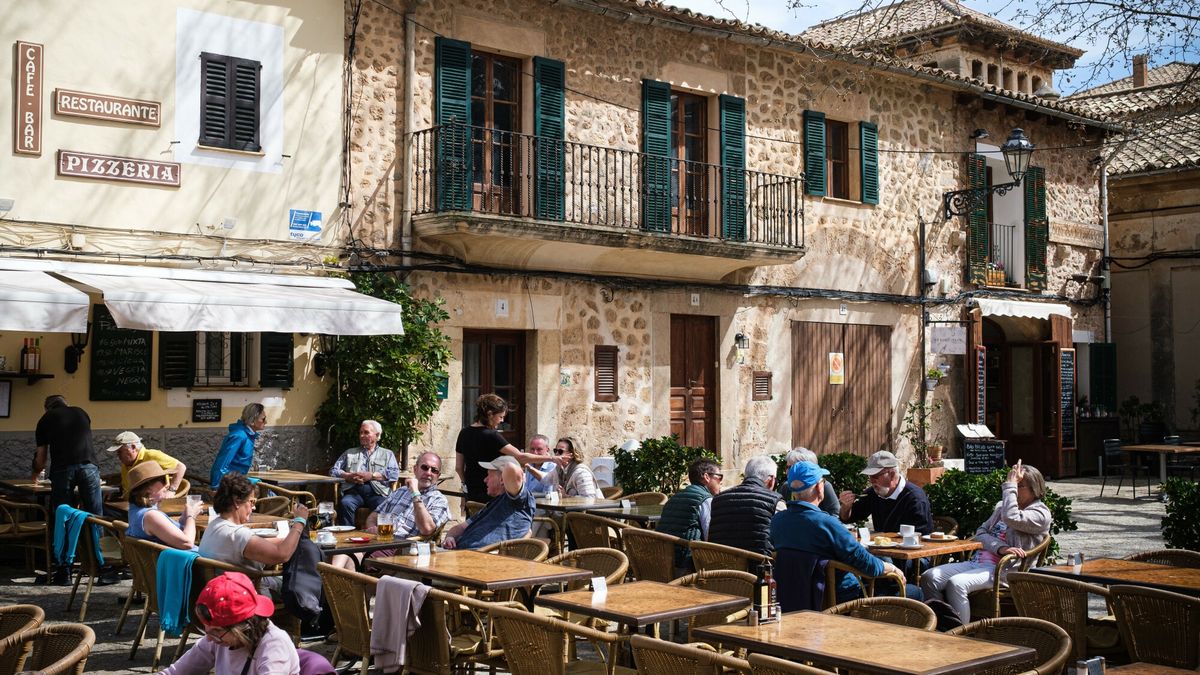 Podr�?e Mateusz Grochocki
Fot. Mateusz Grochocki/East News. Valldemossa, Majorka, Hiszpania, 3.2024. Valldemossa - jedna z gorskich wiosek w pasmie Serra de Tramuntana.
MATEUSZ GROCHOCKI