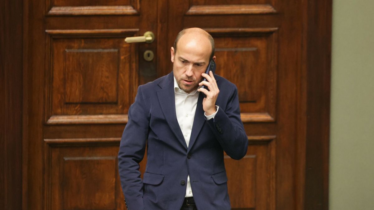 Cd. 1. posiedzenia Sejmu X kadencji06.12.2023 Warszawa 1. posiedzenie Sejmu X kadencji fot Tomasz Jastrzebowski/REPORTERN/z: Borys BudkaTomasz Jastrzebowski/REPORTER