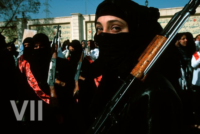 Irak, Through the Fall 2002; fot. Aleksandra Boulat / VII Photo