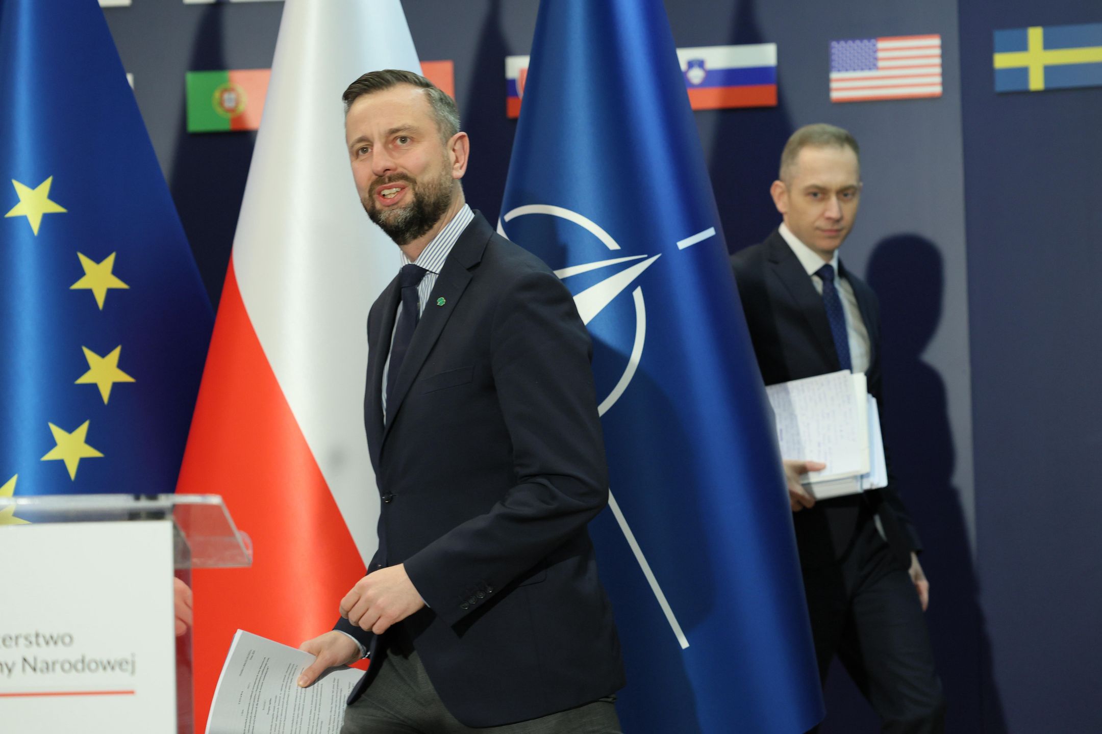 W�adys�aw Kosiniak-Kamysz, Cezary Tomczyk
Warszawa, 08.04.2025.  Wicepremier, minister obrony nardowej W�adys�aw Kosiniak-Kamysz (L) i sekretarz stanu w MON Cezary Tomczyk (P) podczas konferencji prasowej w siedzibie MON w Warszawie, 8 bm. (mgut) PAP/Rafa� Guz
Rafa� Guz
briefing prasowy, konferencja prasowa, Kosiniak Kamysz, ministerstwo, ministerstwo obrony narodowej