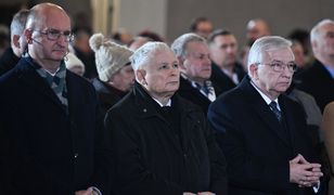 "Wawrzyk nie jest kozłem ofiarnym". Były premier mówi wprost