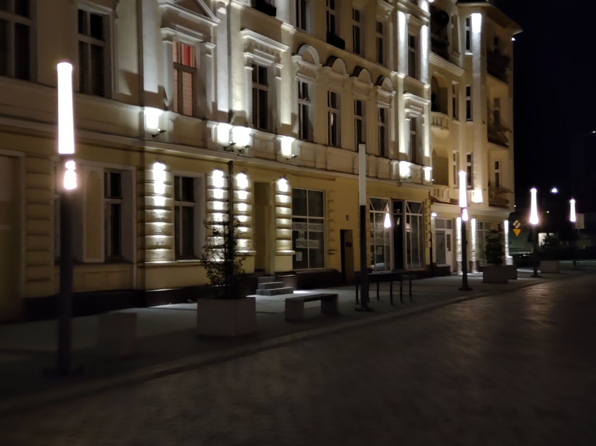 Motorola Edge po kilku miesiącach stała się jednym z najciekawszych smartfonów na rynku 27