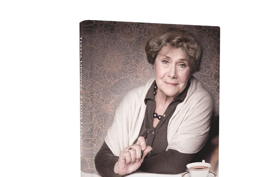 „Nad rodzinnym albumem” - nowa książka Ilony Łepkowskiej (fragment)