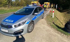 Dramat na poboczu drogi. 52-latek był już nieprzytomny. Zdecydowały sekundy