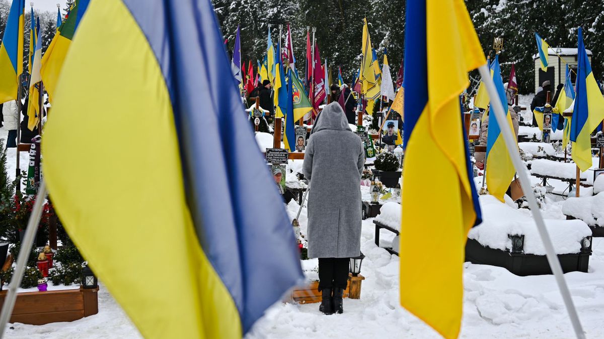 Na zdjęciu: cmentarz we Lwowie