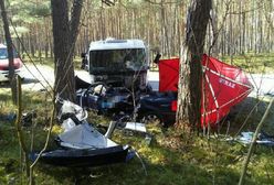 Biłgoraj. Czołowe zderzenie auta z ciężarówką. Nie żyją trzy osoby