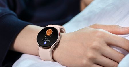 Samsung Galaxy Watch 5 ma czujnik, który przez 8 miesięcy... nie działał. Wreszcie go odblokujesz