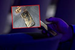 Zostawił do ładowania telefon w łóżku. Alarmujący wpis