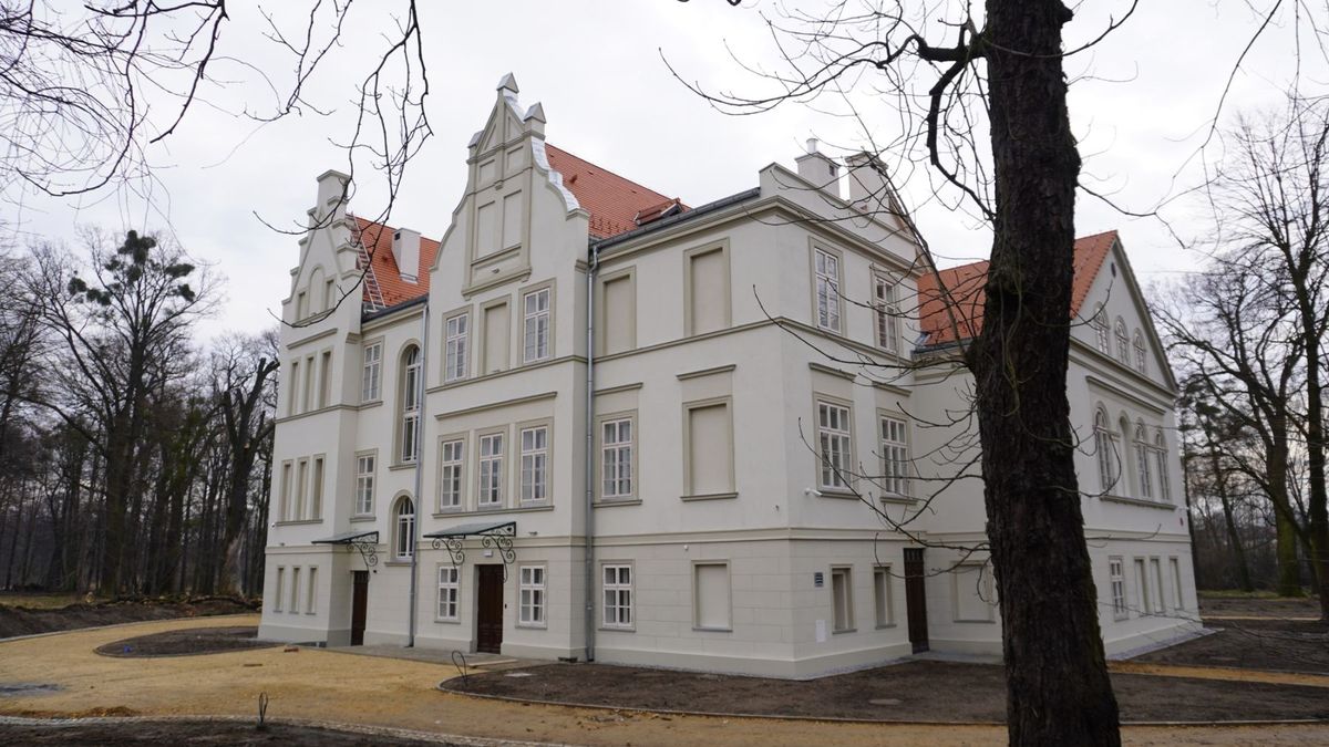 Odnowiony pałac w Baranowicach