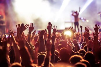 Starachowice: Rockowy wieczór. Zespół Kruk rozgrzał publiczność
