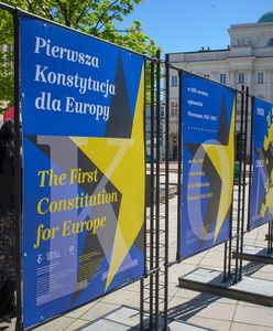 Warszawa. Na Krakowskim Przedmieściu otwarto wystawę "Pierwsza Konstytucja dla Europy"
