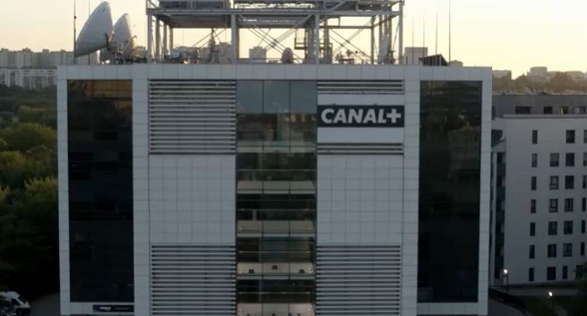 Canal+ Polska wyceniony na maksymalnie 2,65 mld zł, TVN i Liberty Global sprzedają wszystkie akcje