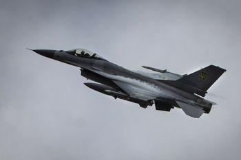 Katastrofa ukraińskiego F-16. Spadł w trakcie zadania bojowego