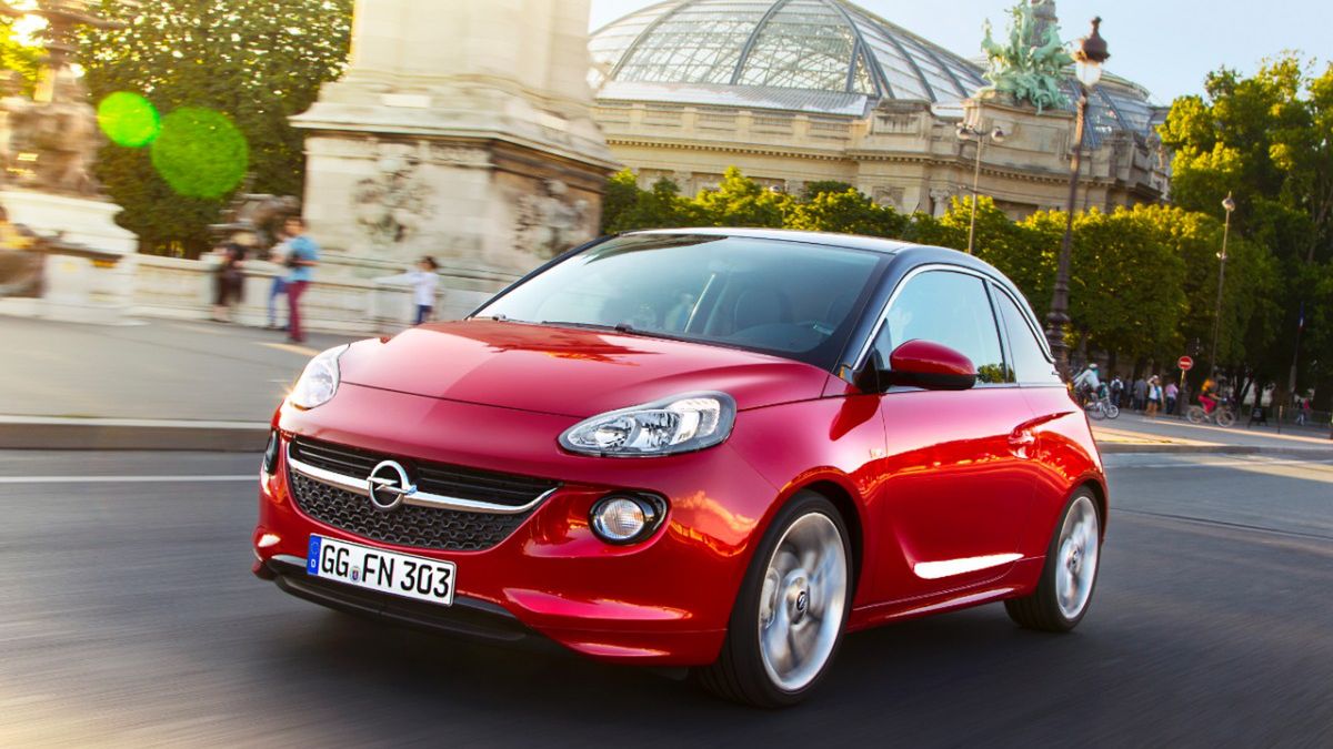 Ładny, modny, ale drogi - być może to zaważyło na braku popularności Adama.