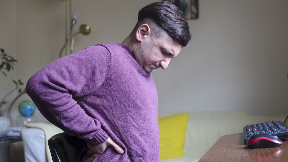 Ból pleców może być objawem groźnej choroby