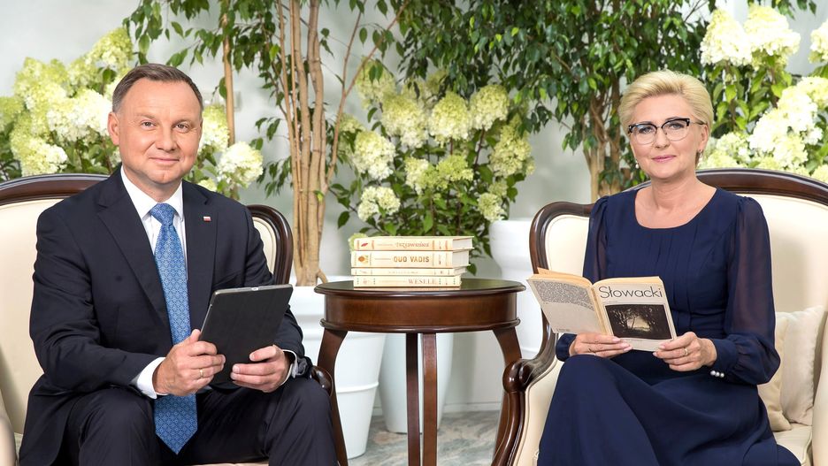 Narodowe Czytanie. Balladyna. Para prezydencka zachęca do udziału w akcji (fot. prezydent.pl)