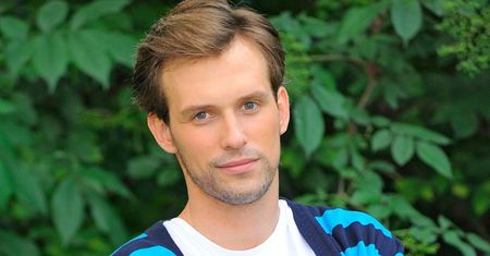Jakub Strzelecki grał w serialu "39 i pół" oraz "Czas honoru". Aktor porzucił karierę i... wstąpił do ZAKONU! Przyjął nowe imię