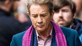 Martin Short zauważony PIERWSZY RAZ po śmierci córki. Na twarzy smutek [ZDJĘCIE]