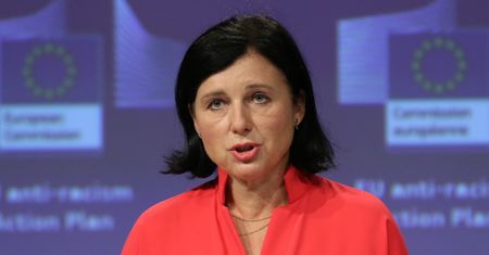 Blokada pieniędzy dla Polski? Jest głos wiceszefowej KE