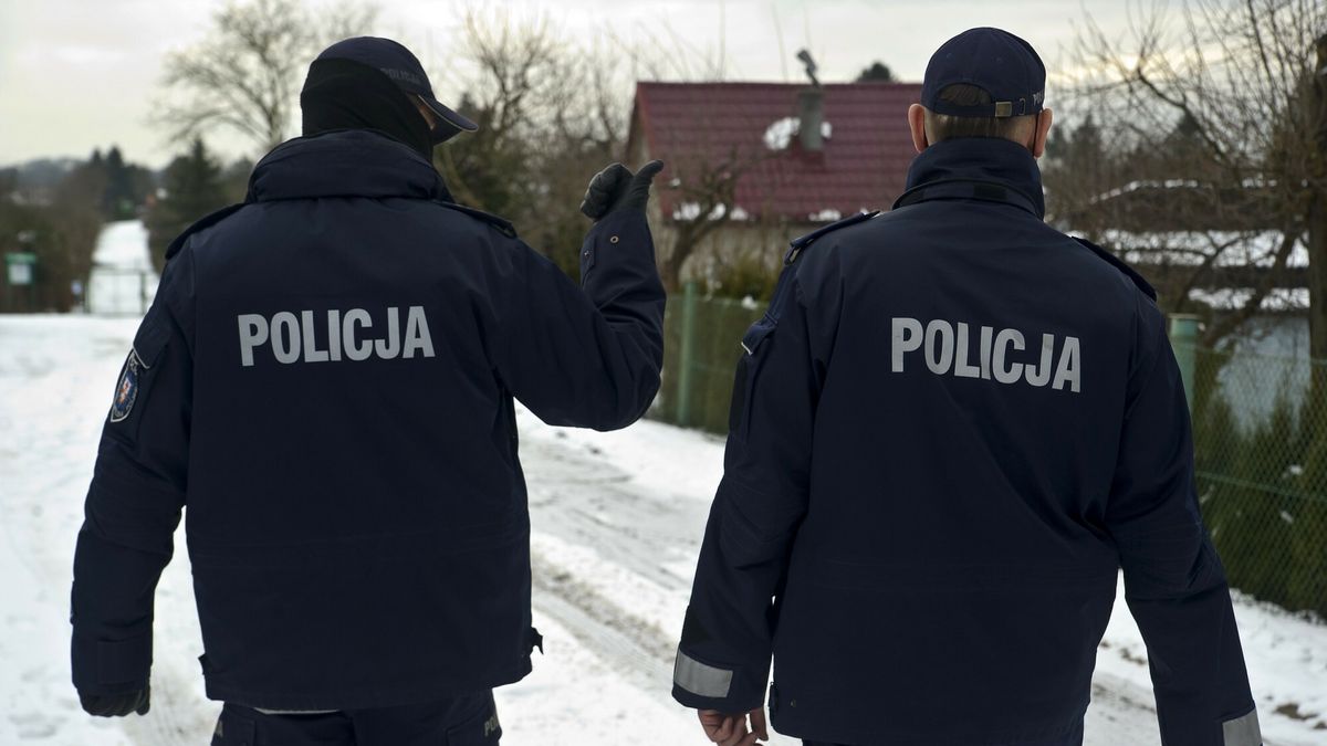 Policja sprawdza osoby z zakazami
