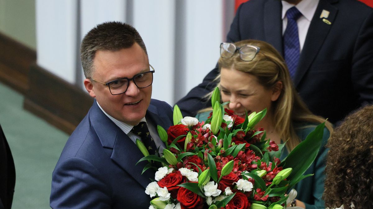 Warszawa, 07.11.2025. Marszałek Sejmu Szymon Hołownia po posiedzeniu Sejmu w Warszawie, 7 bm. Szymon Hołownia odchodzi ze stanowiska marszałka Sejmu, Sejm podejmie jego kandydaturę pod głosowanie podczas następnego posiedzenia, które potrwa od 18 do 21 listopada. (mr) PAP/Paweł Supernak