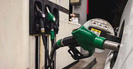 Były wiceminister usłyszy zarzuty. W tle wakacje i służbowe auto