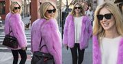 #TRENDY: Ciężarna Chiara Ferragni w różowym futrze