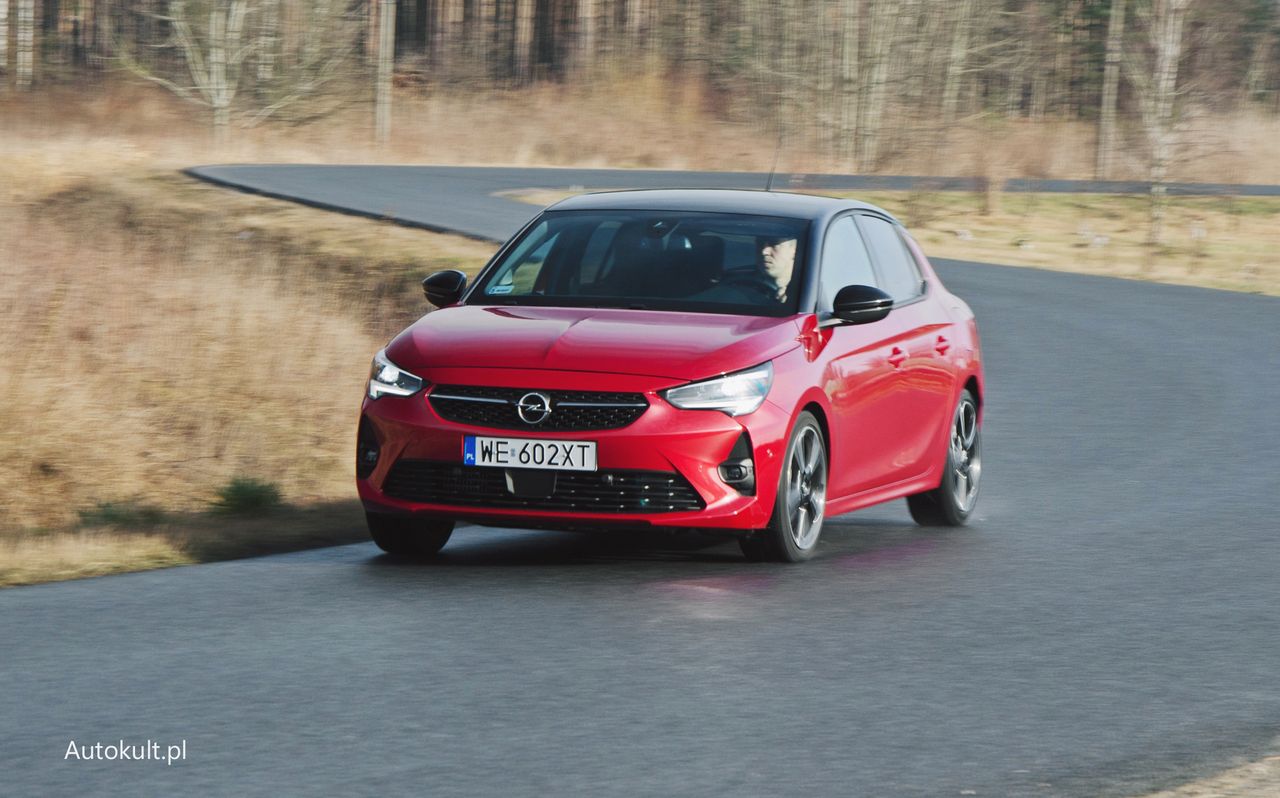 Test Opla Corsy 1.2 Turbo 130 KM: pięć powodów, dlaczego jest lepsza od bliźniaczego Peugeota 208