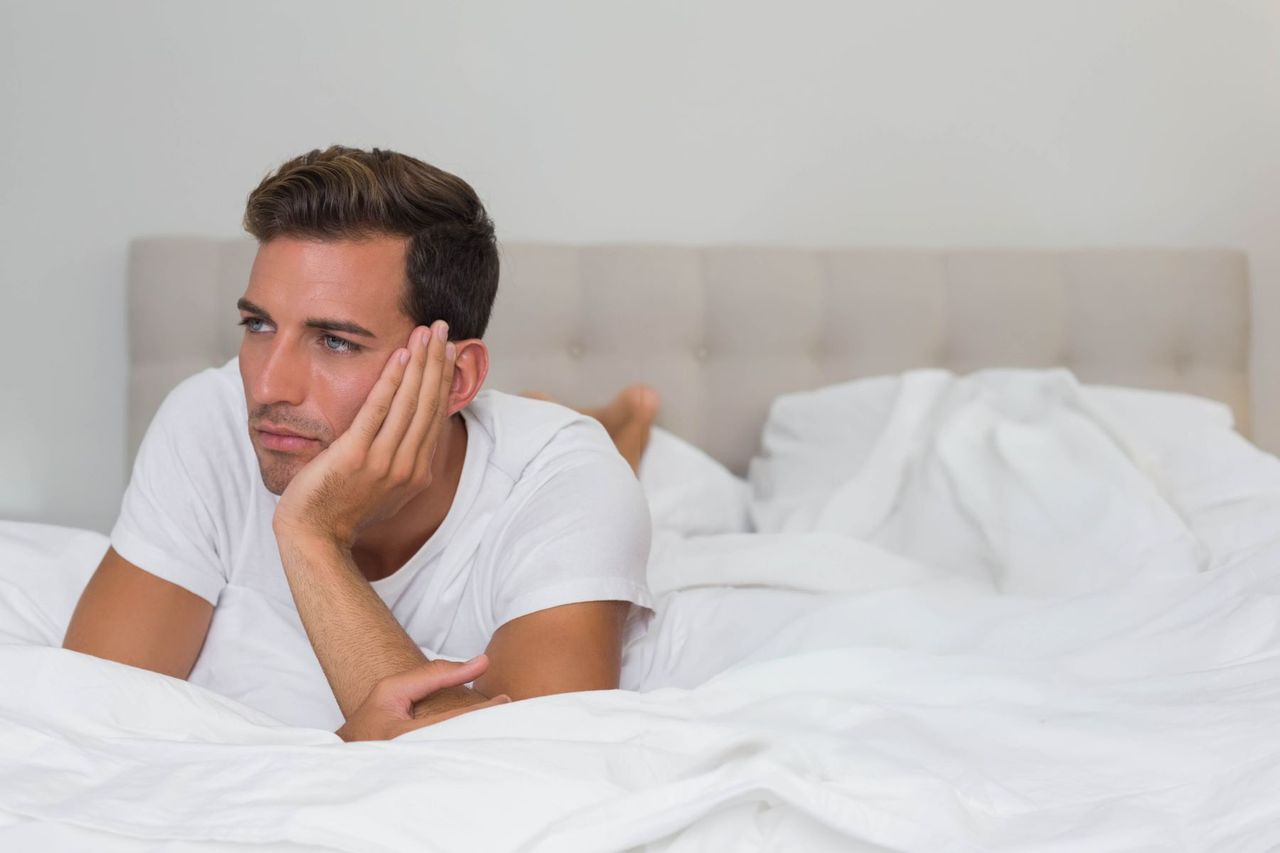 Dlaczego mężczyźni częściej wybierają zbyt twarde materace?