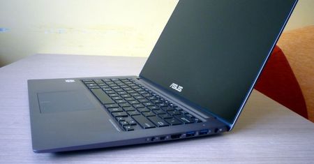 Asus VivoBook U38N – poręczny maluch z... 4-rdzeniowym procesorem [test]